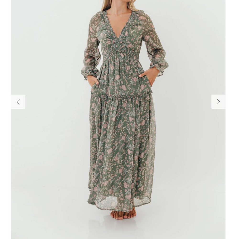 NWT - Never worn Rosita Floral Maxi Dress in Dusted Eucalyptus Size L